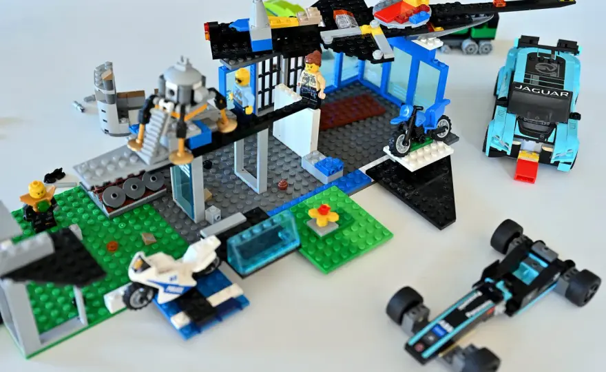 12 pomysłów na budowle z LEGO, które rozwijają kreatywność