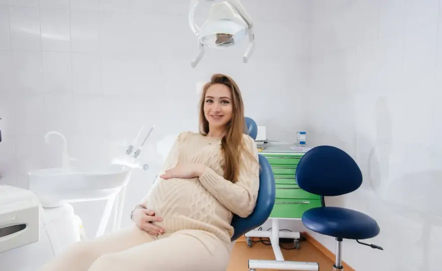 Leczenie zębów w ciąży - znieczulenie, RTG i koszty