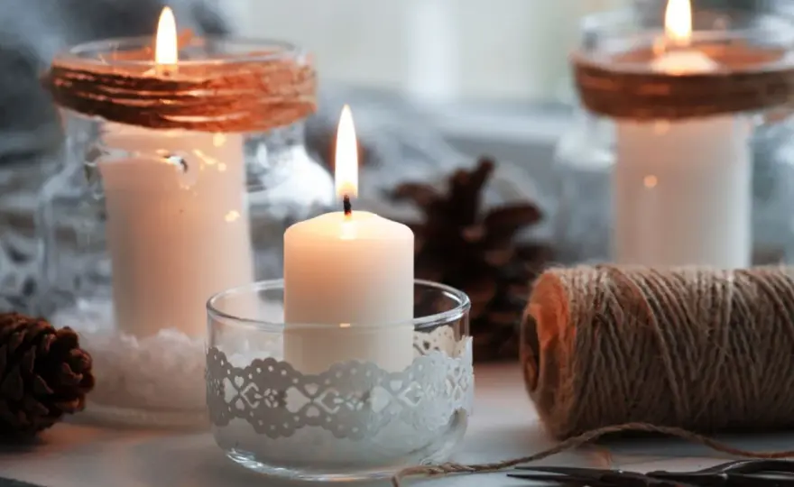 Lampion ze słoika DIY - pomysły, materiały i bezpieczne światło